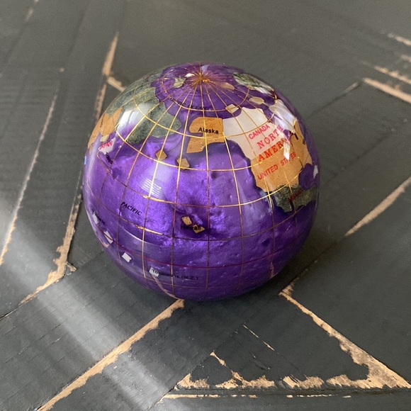 🌎World🌍Globe Paperweight🌏 - Picture 5 of 11